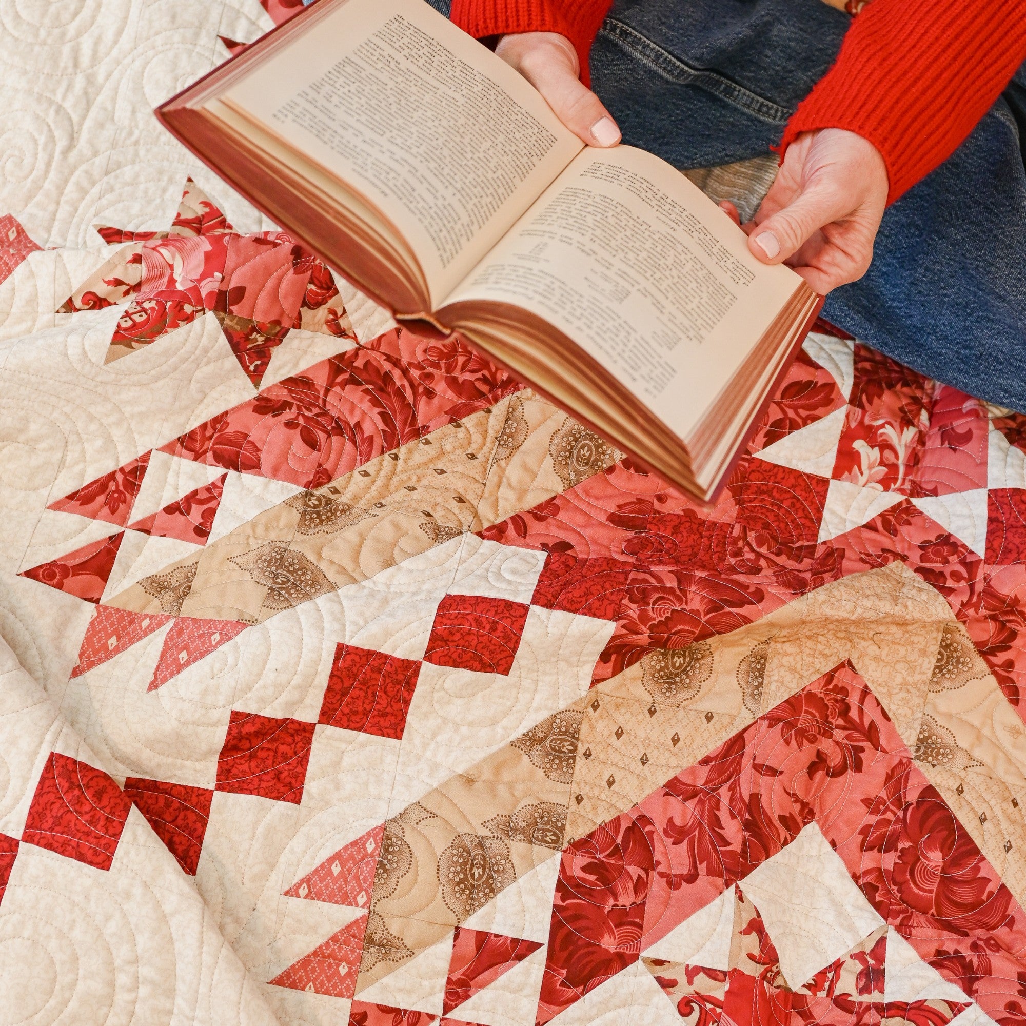 Block Of The Month - Stars & Sprinkles En Rouge (100.5" x 100.5")