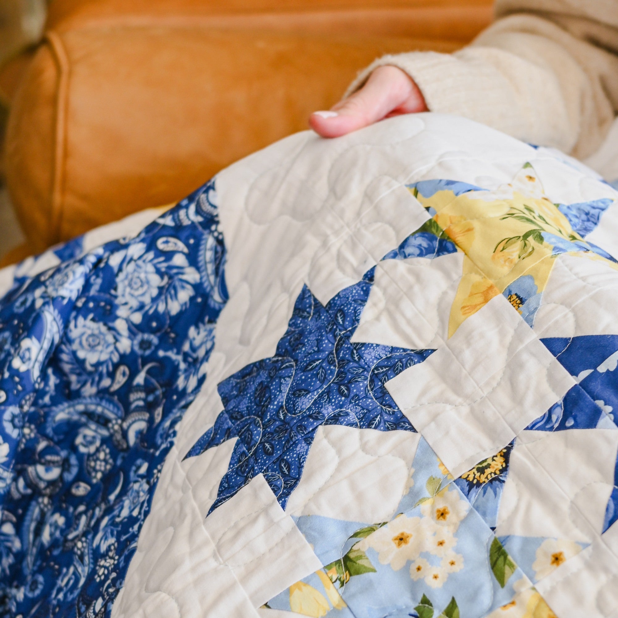 Star Light - Quilt Kit - Sunshine Blooms (72" x 72") - 1