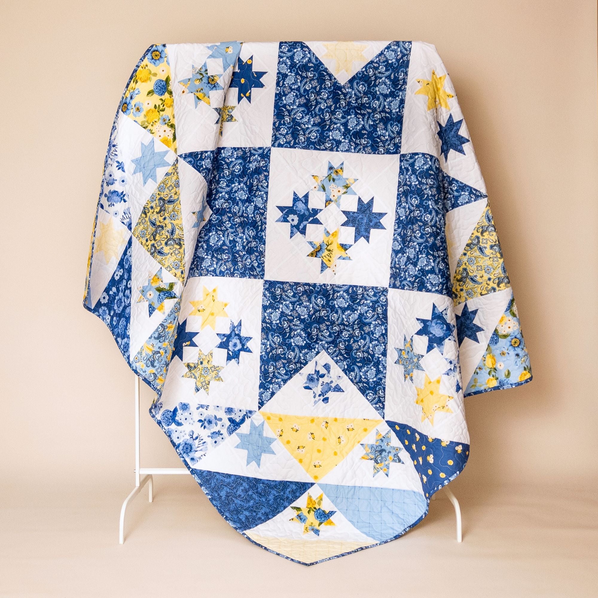 Star Light - Quilt Kit - Sunshine Blooms (72" x 72")