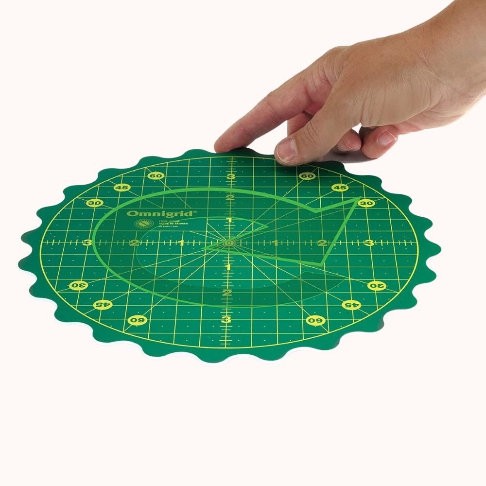 Rotating Cutting Mat