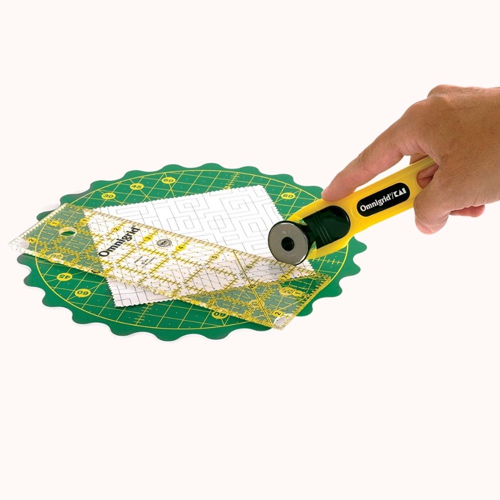 Rotating Cutting Mat